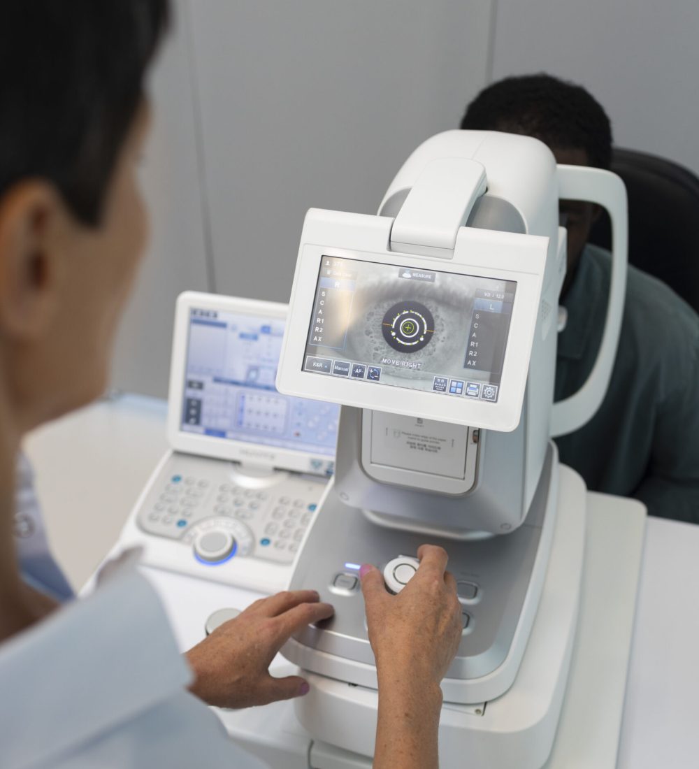 doctor-preparing-ophthalmologist-s-office